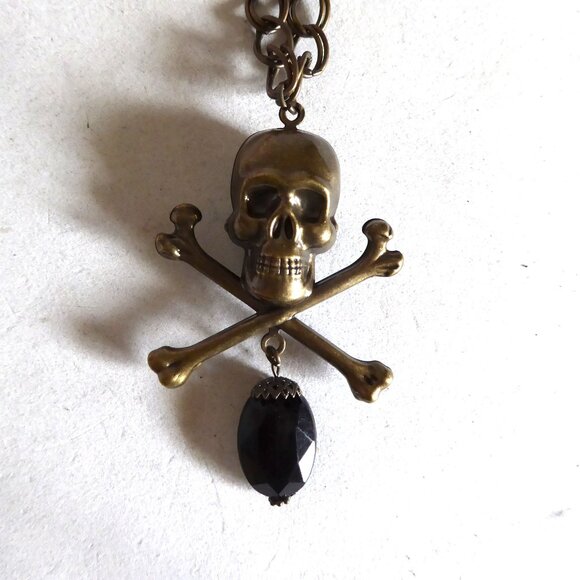 NEW 34” GOTHIC SKULL & CROSSBONES BRASS METAL CHAIN DOUBLE SIDED NECKLACE - Picture 3 of 5
